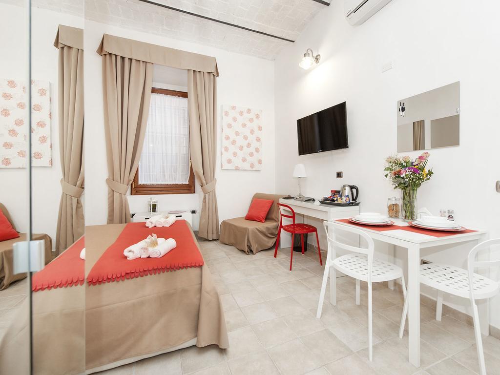 Coral Flat Colosseo Rome Room photo
